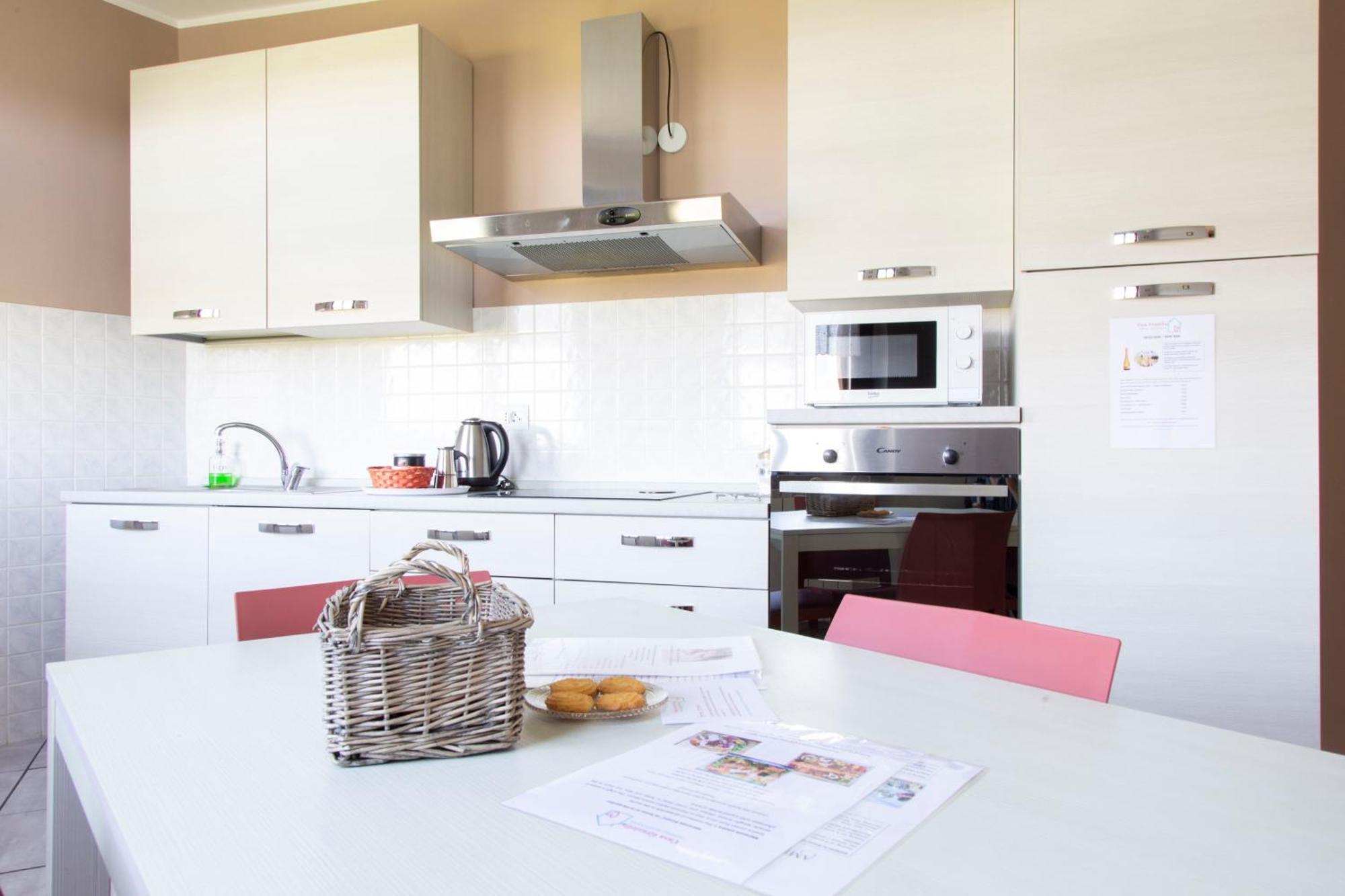 Casa Graziella- appartamenti vacanze Portacomaro Esterno foto